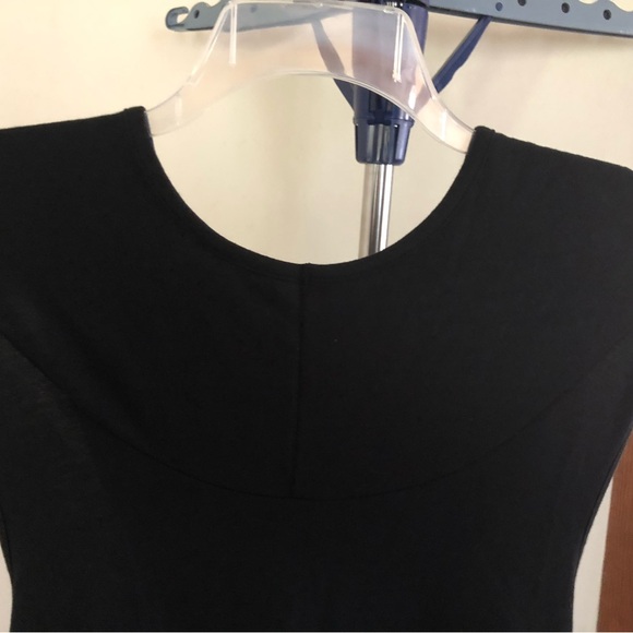 Women’s Mossimo Hooded Tank - Picture 2 of 8